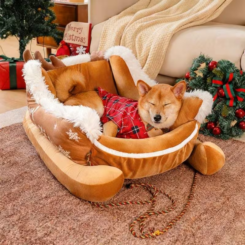Winter Warm Sled-Style Pet Bed for Dogs and Cats, Removable and Washable Cozy Dog Bed, Thick Soft Polyester Bed for Small and Medium Pets, Brown/Beige Sled Design for Christmas and Everyday Use