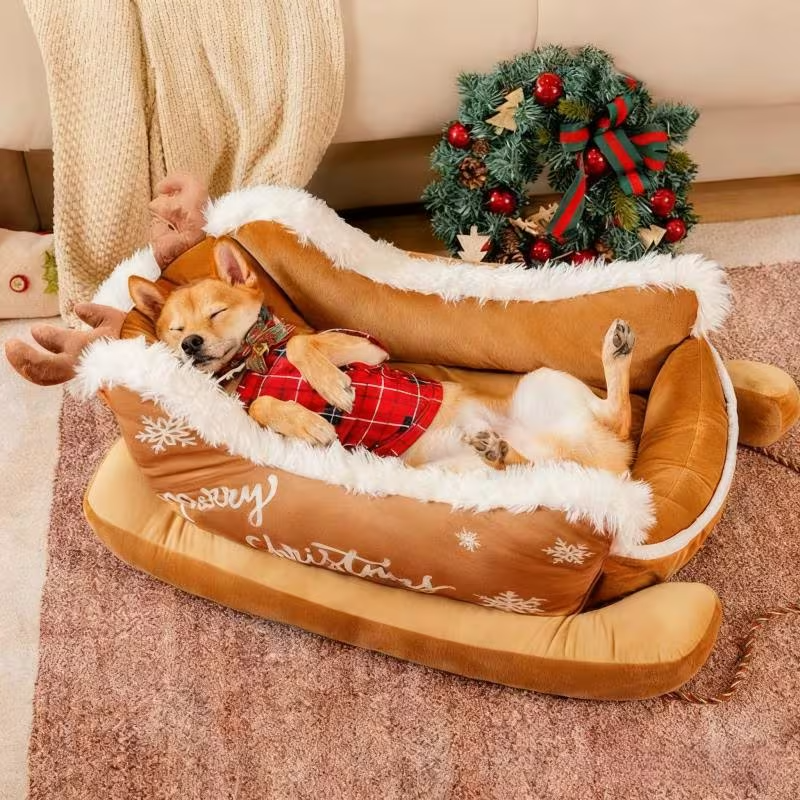 Winter Warm Sled-Style Pet Bed for Dogs and Cats, Removable and Washable Cozy Dog Bed, Thick Soft Polyester Bed for Small and Medium Pets, Brown/Beige Sled Design for Christmas and Everyday Use